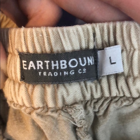 Tan/Cream, Black Earthbound flowy stretchy shorts - Picture 2 of 3